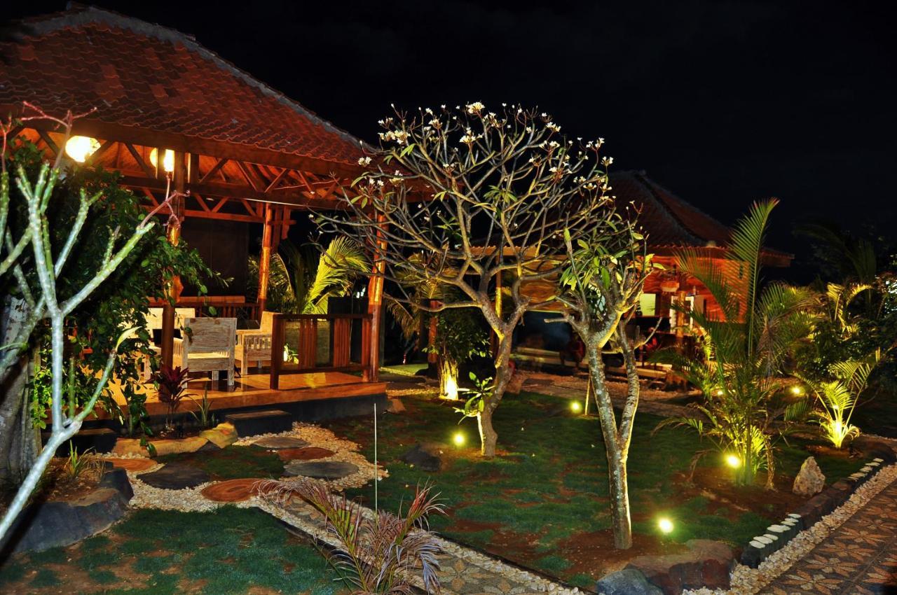 Setilas Bungalows Batununggul Exterior foto
