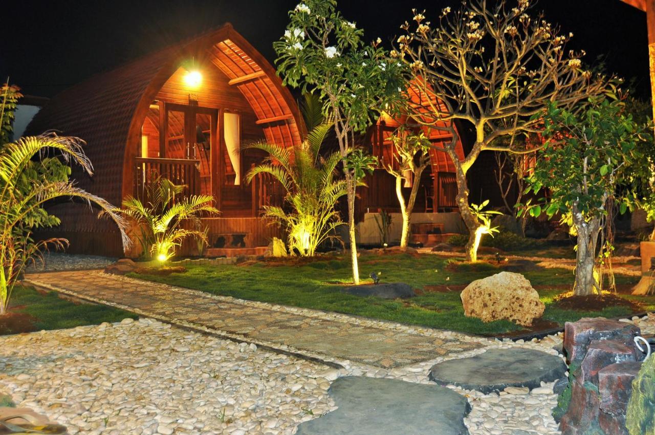 Setilas Bungalows Batununggul Exterior foto