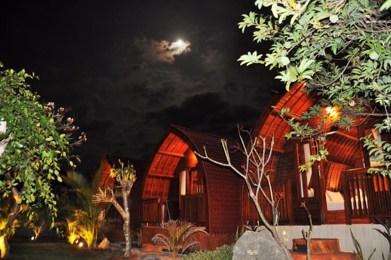 Setilas Bungalows Batununggul Exterior foto