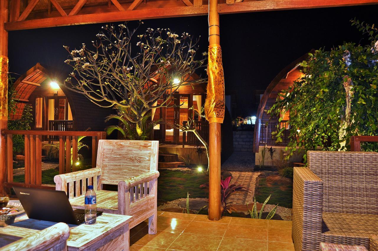 Setilas Bungalows Batununggul Exterior foto